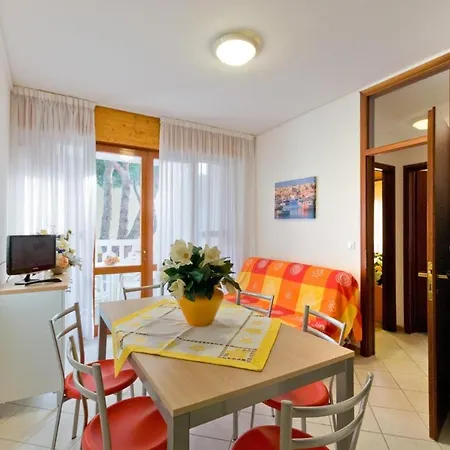 In 24409 Апартаменти *