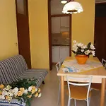 Apartamento In 24409 *
